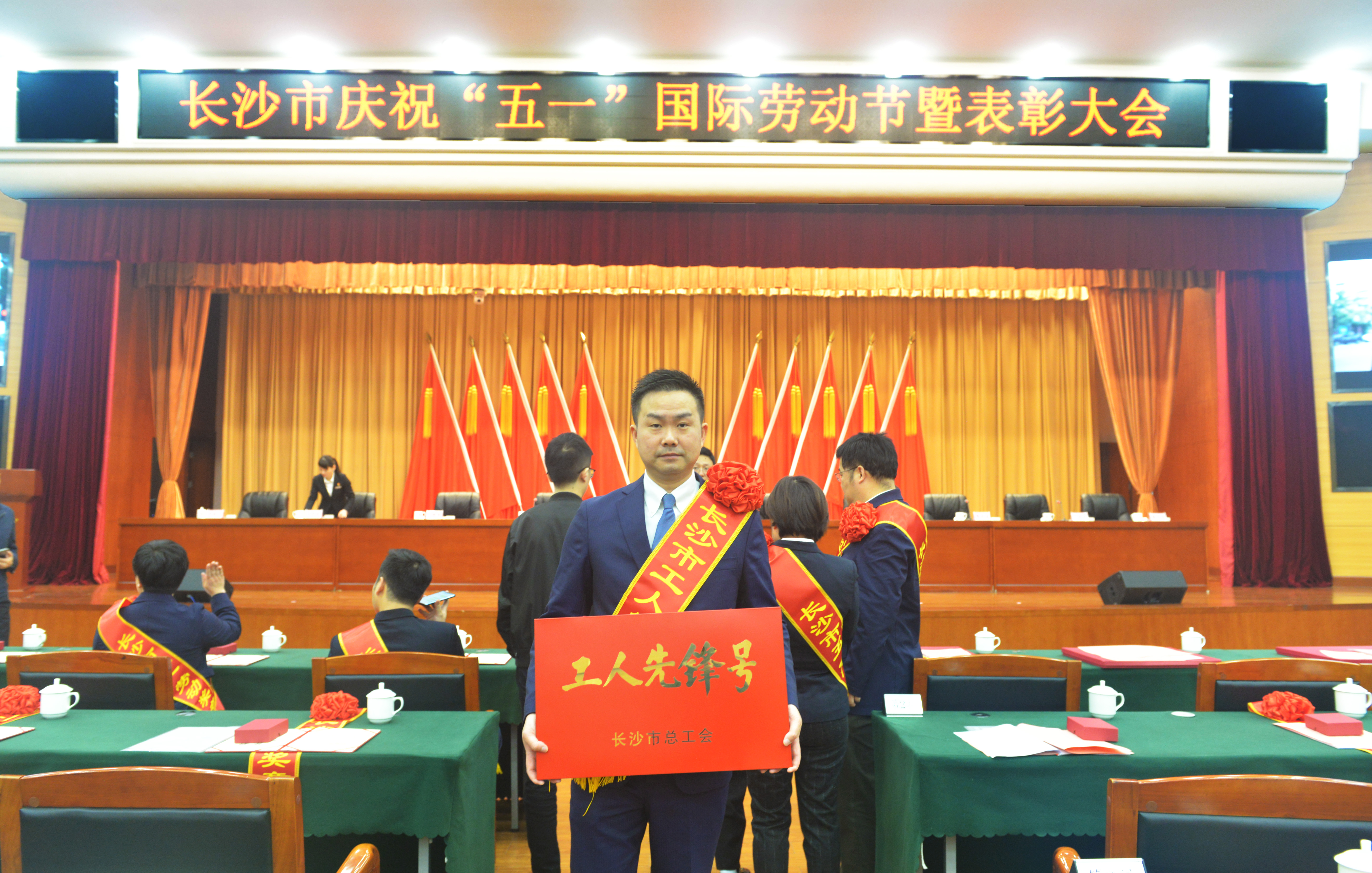 DSC_1124.JPG DSC_1124.JPG